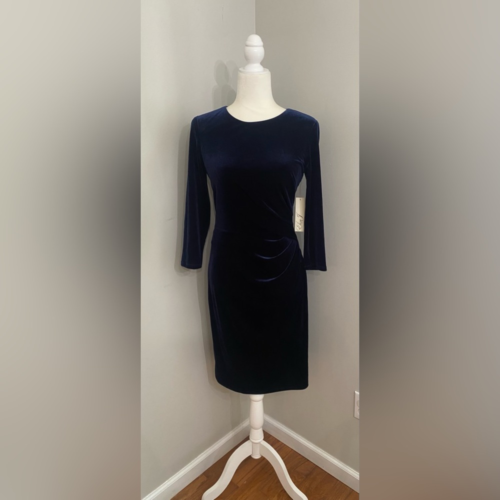 Eliza J size 6 Navy Blue dress